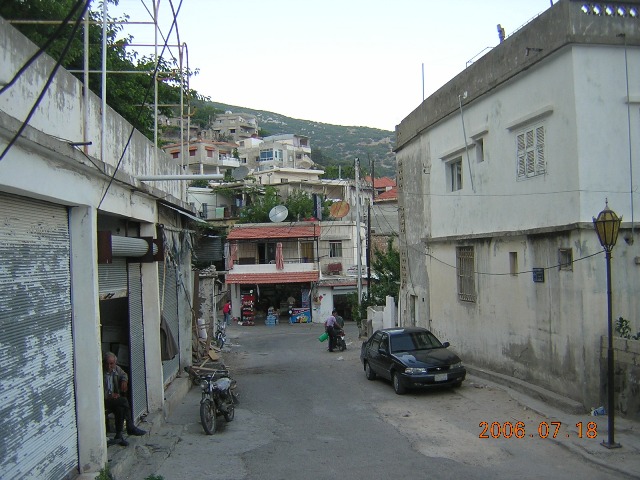 The street from public library to the bakery